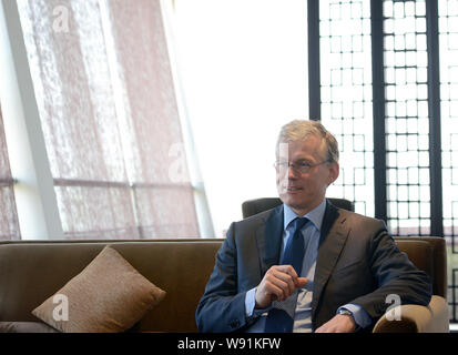 Frans van Houten, PDG de Royal Philips, répond à une question lors d'une entrevue au cours de la 12e Fortune Global Forum dans la ville de Chengdu, dans le sud-ouest de Chines Sich Banque D'Images