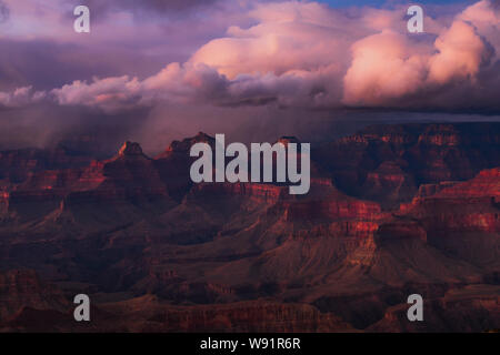 Hiver coucher de soleil sur le Grand Canyon de la rive sud, en Arizona Banque D'Images