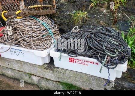 06/08/2019 Staithes, North Yorkshire, uk Staithes est un village de bord de mer dans le quartier de Scarborough, North Yorkshire, Angleterre. Easington et Bec Roxby Banque D'Images