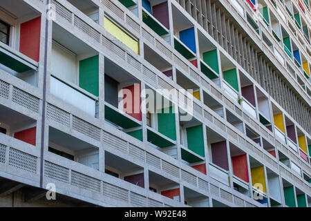 Cité radieuse, aussi connu comme la maison du fada - construction résidentielle à Marseille, France, conçu par l'architecte Le Corbusier Banque D'Images