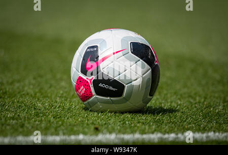 Les Nike Merlin matchball Premier League au cours de la Premier League match entre Wolverhampton Wanderers et Leicester City à la King Power Stadium, Banque D'Images