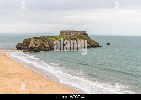 St Catherine's Island une petite île reliée à marée de Tenby, Pembrokeshire, Pays de Galles Banque D'Images