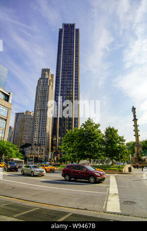 Avis de Columbus Circle et Trump International Hotel and Tower, Manhattan, New York City, USA. Banque D'Images