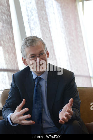 Frans van Houten, PDG de Royal Philips, répond à une question lors d'une entrevue au cours de la 12e Fortune Global Forum dans la ville de Chengdu, dans le sud-ouest de Chines Sich Banque D'Images