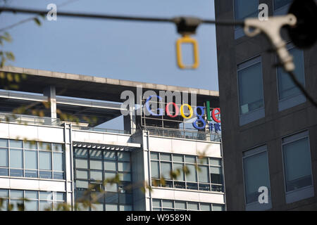 --FILE--Vue sur le siège de Google en Chine Beijing, Chine, 21 novembre 2011. Google est à la recherche d'effectuer une série de coups d'élargir sa prese Banque D'Images