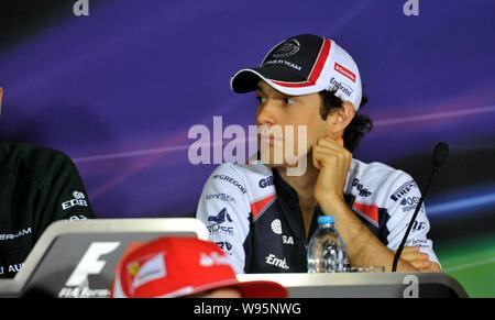 Pilote de F1 brésilien Bruno Senna de l'équipe Williams-Renault est photographié au cours d'une conférence de presse à Shanghai, Chine, le 12 avril 2012. La formule O Banque D'Images