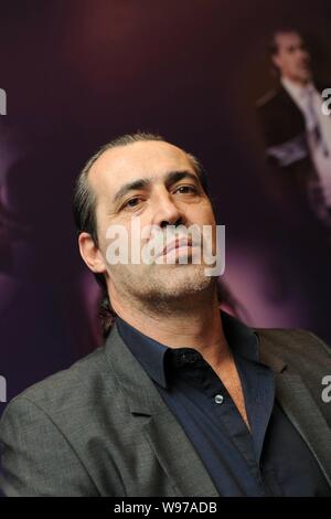 Ex-entraîneur de soccer national Argentine Sergio Batista, le nouvel entraîneur de Shanghai Shenhua, est photographié au cours d'une conférence de presse à Shanghai, Chin Banque D'Images