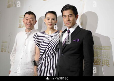 --File--(de gauche) réalisateur chinois GU Changwei, superstar Zhang Ziyi et acteur de Hong Kong, Aaron Kwok-interprètes et l'équipe de production du film, Lov Banque D'Images