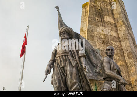 Statue d'Istanbul du Barbarossa Hayreddin Pasha à Besiktas Banque D'Images