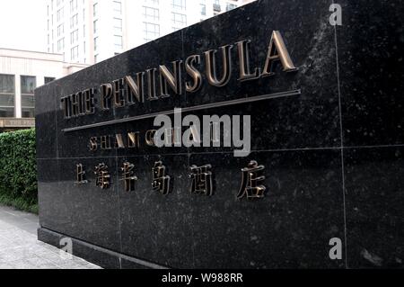 --File--Avis de l'hôtel Peninsula à Shanghai, Chine, 2 novembre 2011. La Hong Kong et Shanghai Hotels Group (HSH), qui possède et exploite toutes les Banque D'Images