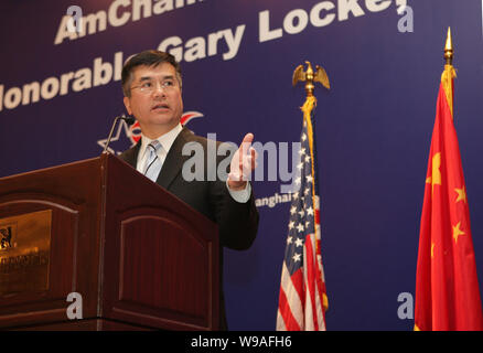 Le Secrétaire au Commerce américain Gary Locke prend la parole à la Chambre de Commerce américaine de Shanghai, Chine, le 19 mai 2010. Les États-Unis et la Chine ont besoin de prendre la le Banque D'Images