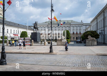 Le Palais Présidentiel (Polonais : Pałac Prezydencki) à Varsovie, en Pologne, est la dernière version classique élégant d'un bâtiment qui a résisté à l'Kr Banque D'Images