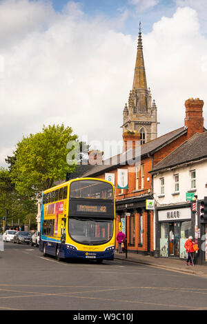 L'Irlande, Co Dublin, Malahide, le Diamond, Dublin Road, Dublin Bus No 42 à Portmarnock Banque D'Images