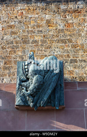 CASSINO. L'un des 16 sculptures en bronze au Mémorial de la France combattante, fort du Mont-Valérien, Suresnes, Paris. Banque D'Images