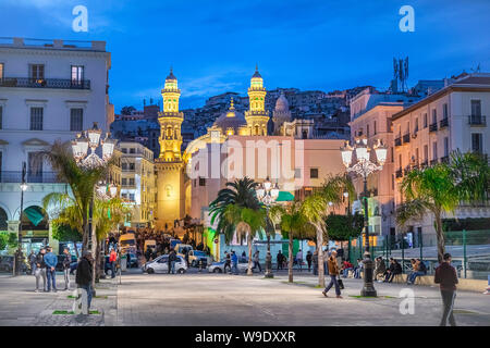 L'Algérie, Alger, Alger casbah, mosquée Ketchoua Djemaa, Place des Martyrs Banque D'Images