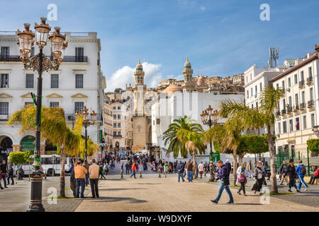 L'Algérie, Alger, Alger casbah, mosquée Ketchoua Djemaa, Place des Martyrs Banque D'Images