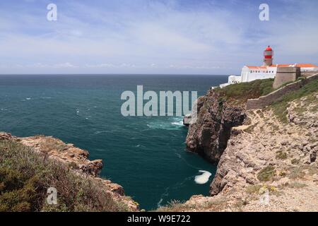 Portugal - côte atlantique de l'Ouest Région de l'Algarve. Cap St Vincent (Cabo Sao Vicente) phare. Banque D'Images