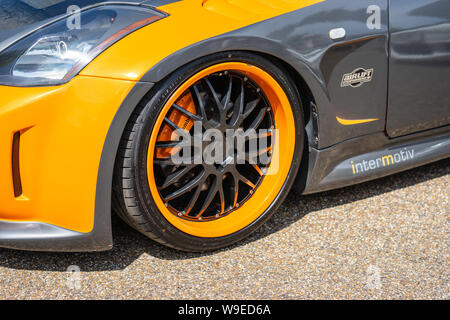 Bedford, Bedfordshire, Royaume-Uni le 2 juin 2019. Fragment de Nissan GTR