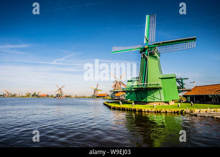 Les moulins à vent de Zaanse Schans, Pays-Bas Banque D'Images