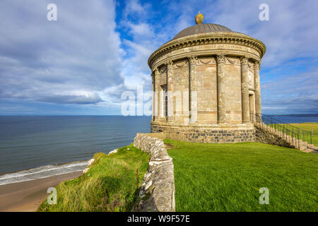 Temple près de Mussenden, Castlerock Co Derry, Irlande du Nord Banque D'Images