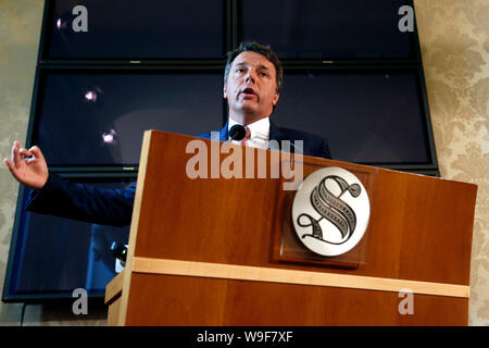 Rome, Italie. Août 13, 2019. Matteo Renzi Rome 13 août 2019. Sénat. Conférence de presse de l'ancien premier ministre Matteo Renzi à parler de la crise gouvernementale Foto Samantha Zucchi Insidefoto insidefoto Crédit : srl/Alamy Live News Banque D'Images