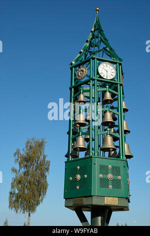 Carillons, mis en place en tant que tour-horloge et pyramide Banque D'Images