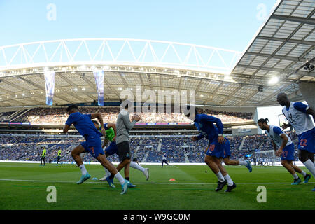 Porto, Portugal. Août 13, 2019. Shoya Nakajima (Porto), le 13 août 2019 - Football : Ligue des Champions troisième tour de qualification 2e match aller entre FC Porto 2-3 FC Krasnodar à Estadio do Dragao à Porto, Portugal. Credit : Itaru Chiba/AFLO/Alamy Live News Banque D'Images