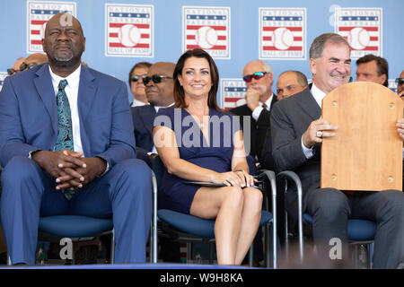 La cérémonie d'intronisation 2019 MLB Cooperstown - Mariano Rivera, Roy Halladay, Edgar Martinez, Harold Baines, Lee Smith intronisée au Temple de la renommée de Baseball Banque D'Images