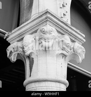 Les capitales de la Pescheria ou marché aux poissons, Venise Banque D'Images