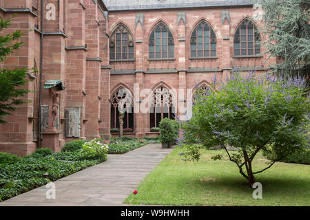 Cloître de l'Église Cathédrale de Mayence, Mainz, Allemagne Banque D'Images