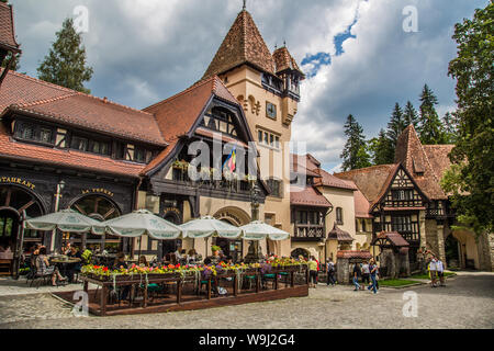 Château de Peles en Transylvanie en Europe de l'Est Roumanie Banque D'Images