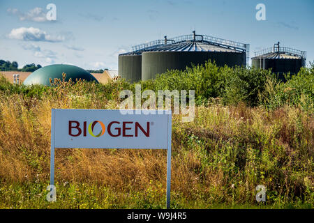 Usine de recyclage des déchets alimentaires Biogen, Baldock Herts. L'usine de digestion anaérobie traite 45 000 tonnes de déchets alimentaires/an générant 2,6 MW d'électricité verte Banque D'Images