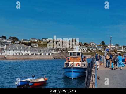 Reine de l'embarquement sur le ferry, Falmouth, Cornwall St Mawes Banque D'Images