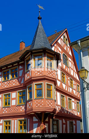 Altes Fachwerkhaus von 1606, Rathaus Banque D'Images