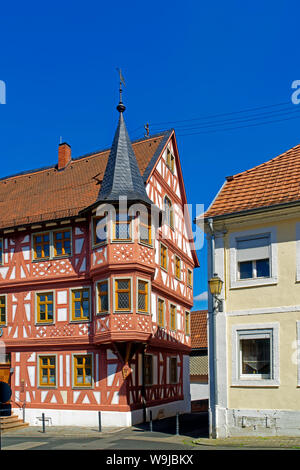 Altes Fachwerkhaus von 1606, Rathaus Banque D'Images