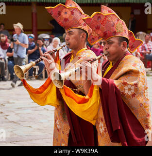 Trompettistes au Monastère Hemis festive 2019, Ladakh. Banque D'Images