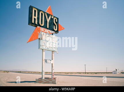 Roy's Motel, Route 66, Amboy, Californie, États-Unis d'Amérique, Amérique du Nord Banque D'Images