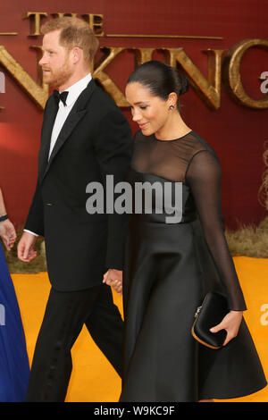 La première européenne de 'Le Roi Lion' qui s'est tenue à l'odéon Luxe, Leicester Square - Arrivées comprend : Meghan, duchesse de Sussex, Meghan Markle, S.A.R. le duc de Harry, Sussex, où : Londres, Royaume-Uni Quand : 14 juillet 2019 Photo : Mario Mitsis/WENN.com Banque D'Images