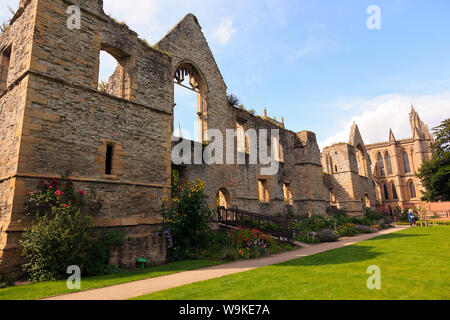 Demeure des archevêques d'York's Southwell Palace vers 1400 à côté de Southwell Minster, Nottinghamshire Banque D'Images