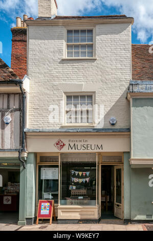 La fleur de lis de Faversham Society Museum de Preston Street, Faversham. Banque D'Images