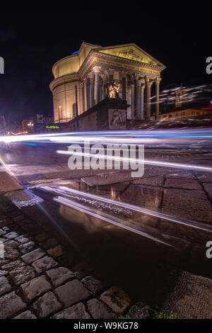 La Cathédrale Gran Madre la nuit Turin Italie Banque D'Images