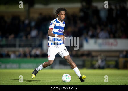 «Ejaria Oviemuno vidéo (en prêt) de Liverpool FC au cours de la lecture de Carabao Cup 1er tour match entre Wycombe Wanderers et Lecture à Adams Pa Banque D'Images