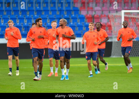 Pilsen, République tchèque. 14Th Aug 2019. Les joueurs de Royal Antwerp assister à la formation avant de la Ligue Europa de football 3e tour de qualification retour Viktoria Plzen vs Royal Antwerp à Pilsen, République tchèque, le 14 août 2019. Photo : CTK Miroslav Chaloupka/Photo/Alamy Live News Banque D'Images