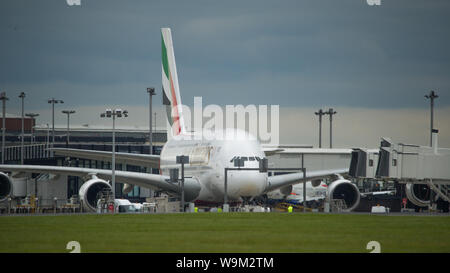 Glasgow, Royaume-Uni. 4 juin 2019. Unis Airbus A380 Super Jumbo vu à Glasgow au départ de Dubaï. Crédit : Colin Fisher/CDFIMAGES.COM Banque D'Images