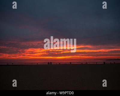 Agadir, Maroc, Afrique du Nord [Agadir Plage, Coucher de soleil, plage au crépuscule, Fortress Hill ruins] Banque D'Images