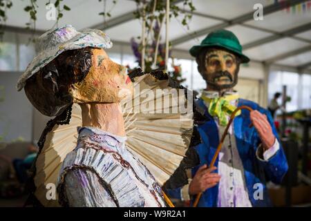 Southport, Merseyside. Météo britannique. 14Th Aug 2019. Adapté bleu Monet chiffres impressionniste ; expositions et affiche à l'exposition florale 2019. Banque D'Images