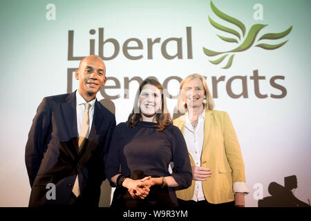 (De gauche à droite) Chuka Umuna, nouveau leader libéral démocrate Jo Swinson et ancien député conservateur Sarah Wollaston au Nœud de code à Londres pour le premier grand discours de Mme Swinson depuis qu'elle a été élu le mois dernier. Banque D'Images