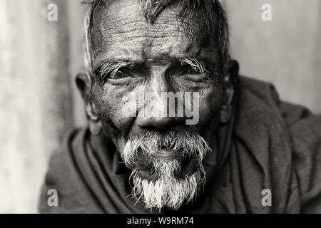 Pèlerin hindou dans les rues de Kolkata, Inde. Banque D'Images