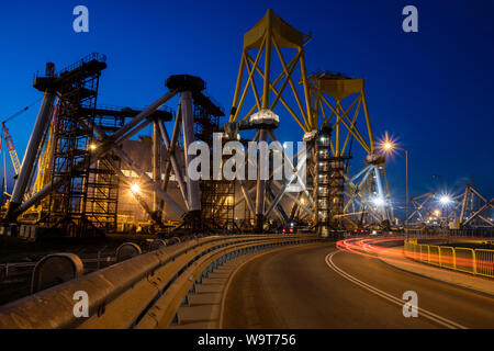 L'usine pour les fondations d'éoliennes offshore à Szczecin, Pologne Banque D'Images