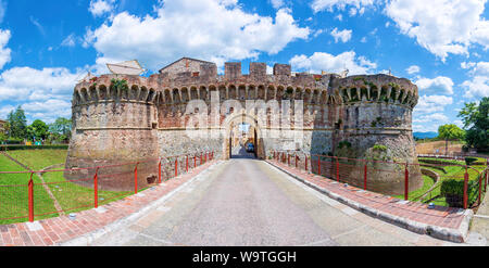 Porta Nuova, Colle di Val d'Elsa, Sienne, Toscane, Italie Banque D'Images